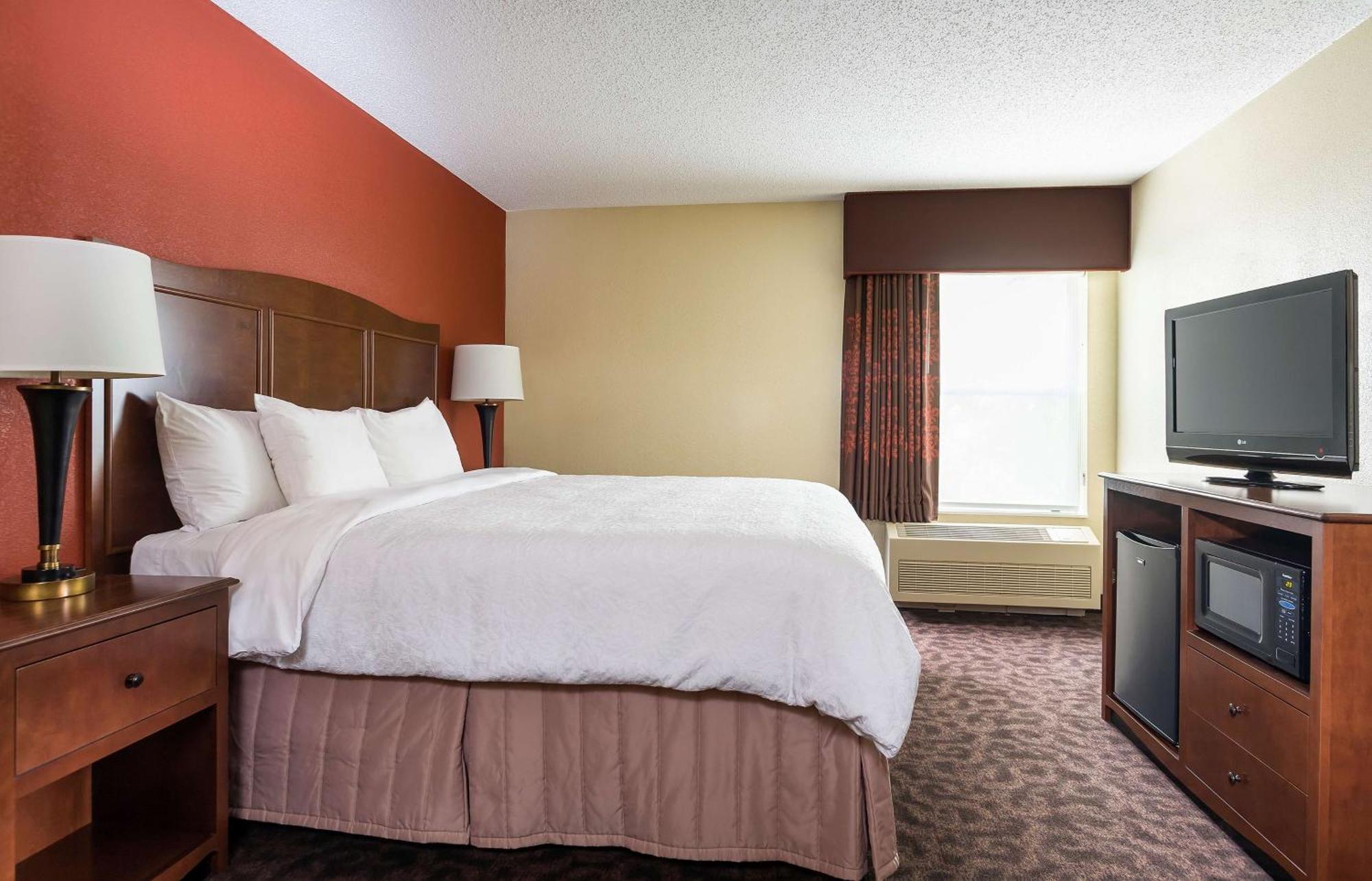 Hampton Inn Mansfield/Ontario Bagian luar foto