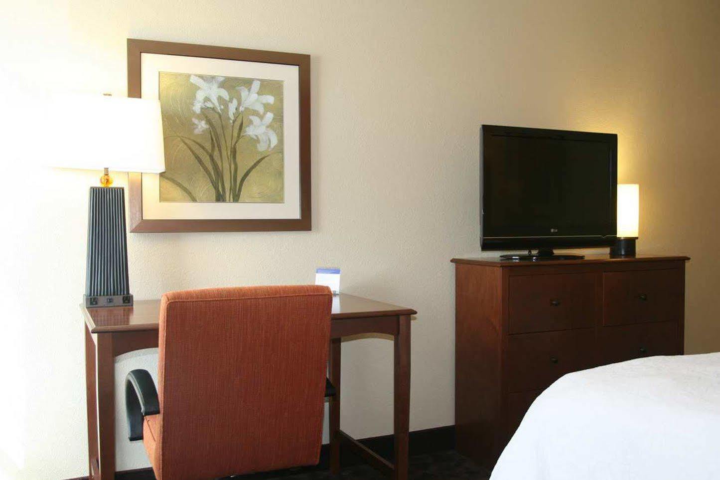 Hampton Inn Mansfield/Ontario Bagian luar foto